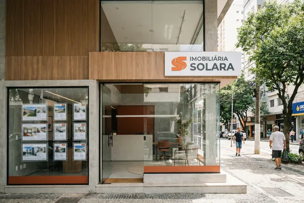 Modern Brazilian real estate agency